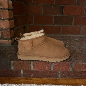 UGG Classic Ultra Mini Boots Chestnut Size 9